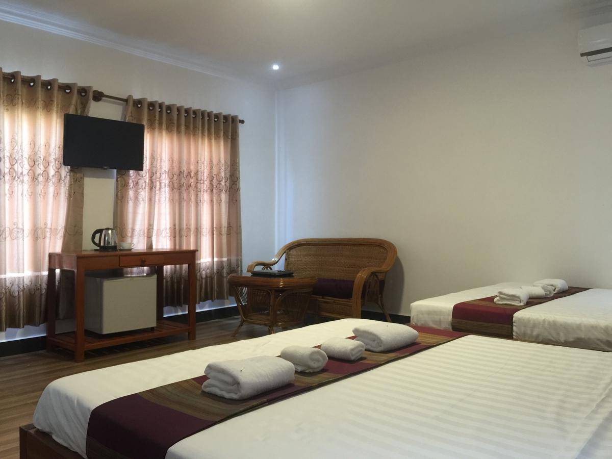 White Boutique Hotel And Residences Sihanoukville Exteriör bild